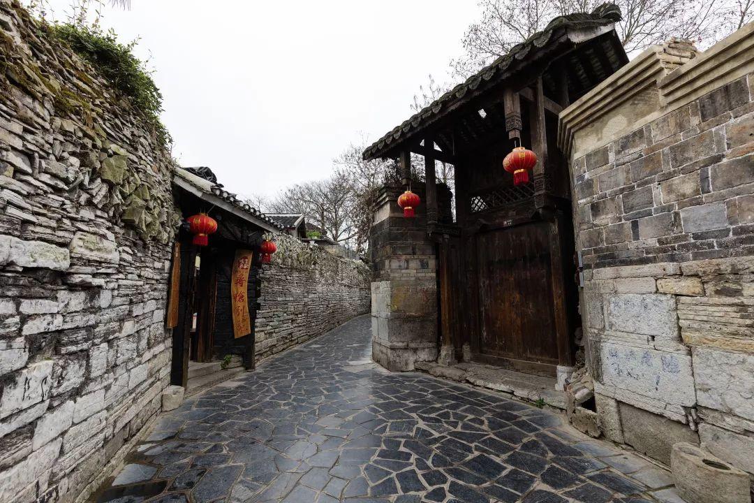 机智问答网页-吐司面包怎么做?疑问解答专家